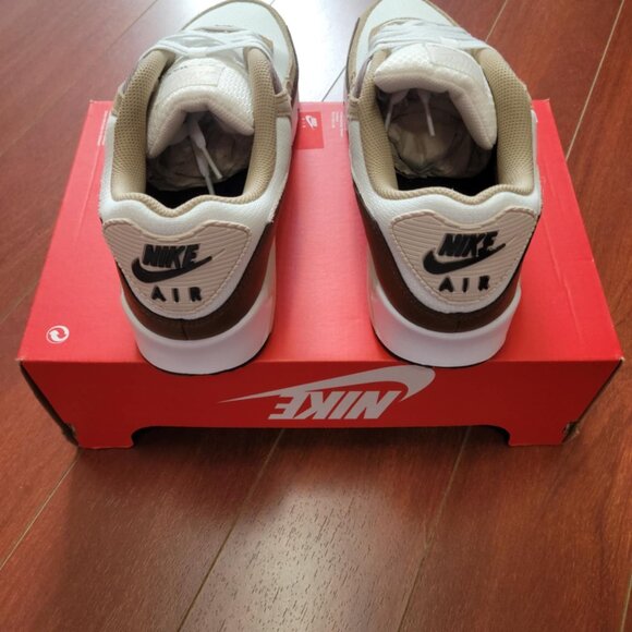 Nike Air Max 90 Summit - White Khaki - Picture 5 of 7